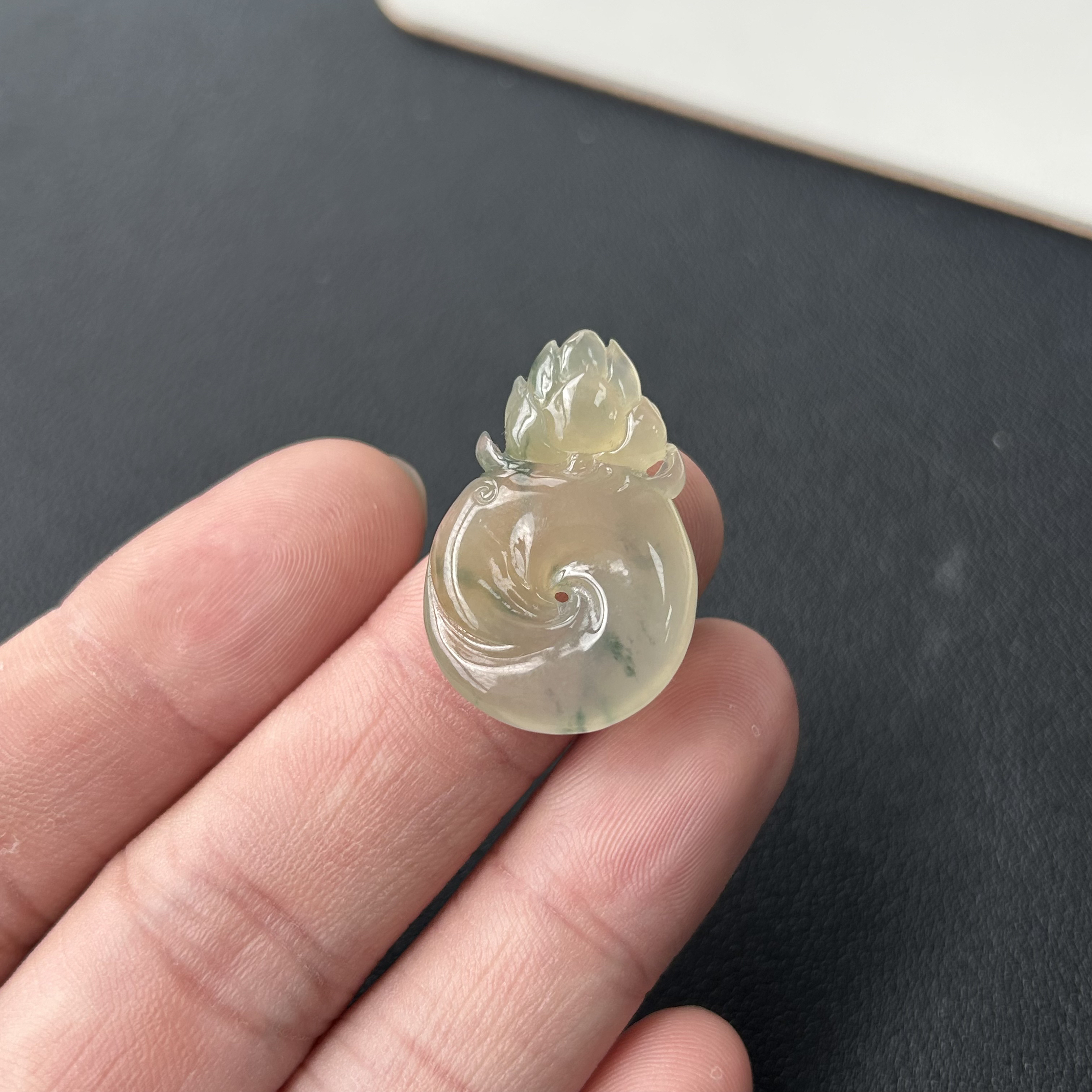 小宇精选-天然缅甸A货定制翡翠毛货 黄翡仿古扣