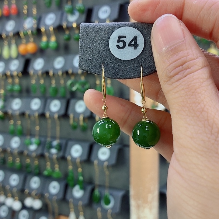 和田玉18K金镶嵌耳饰