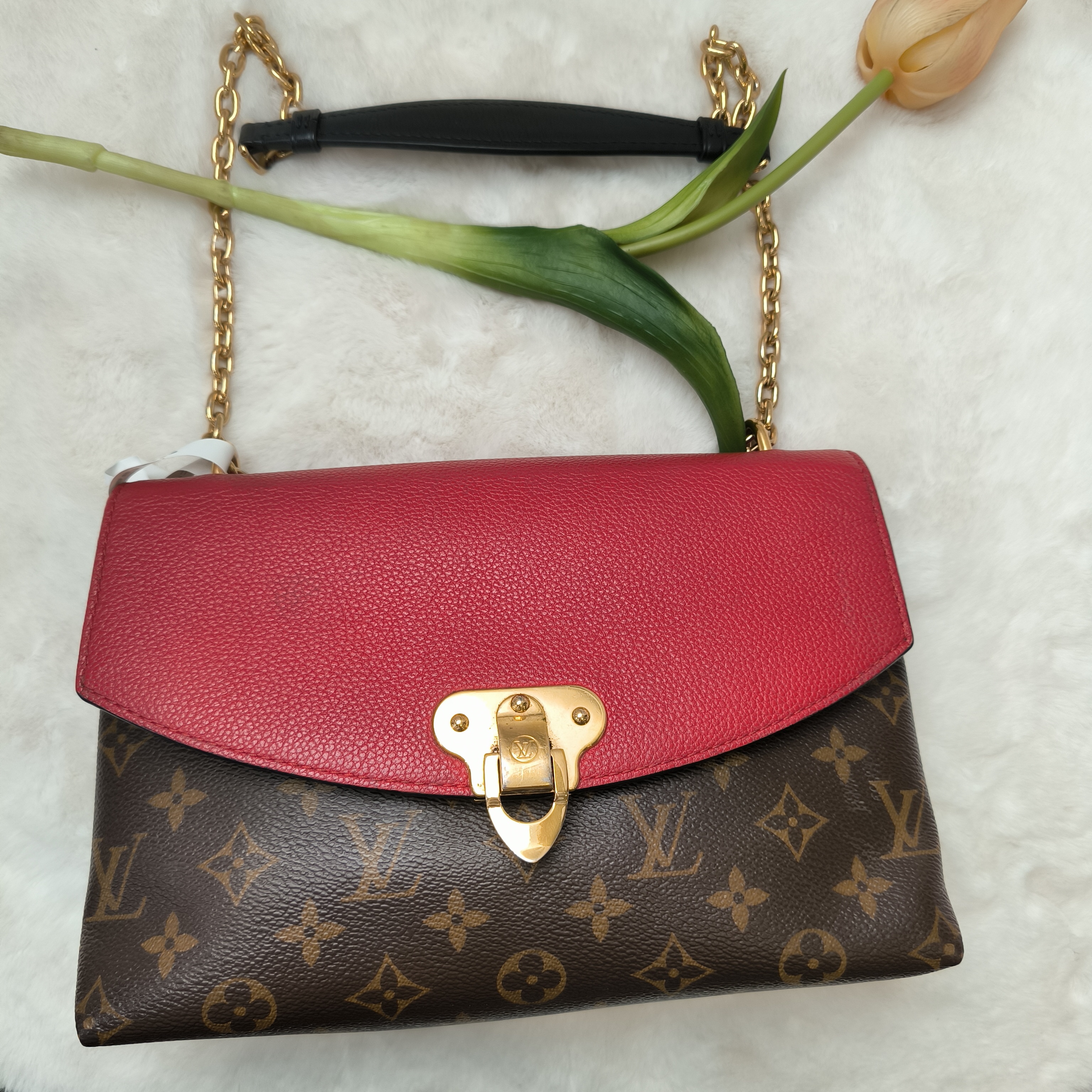 95新 LouisVuitton/路易威登 魔镜/LV红色传奇信封包SY/910099