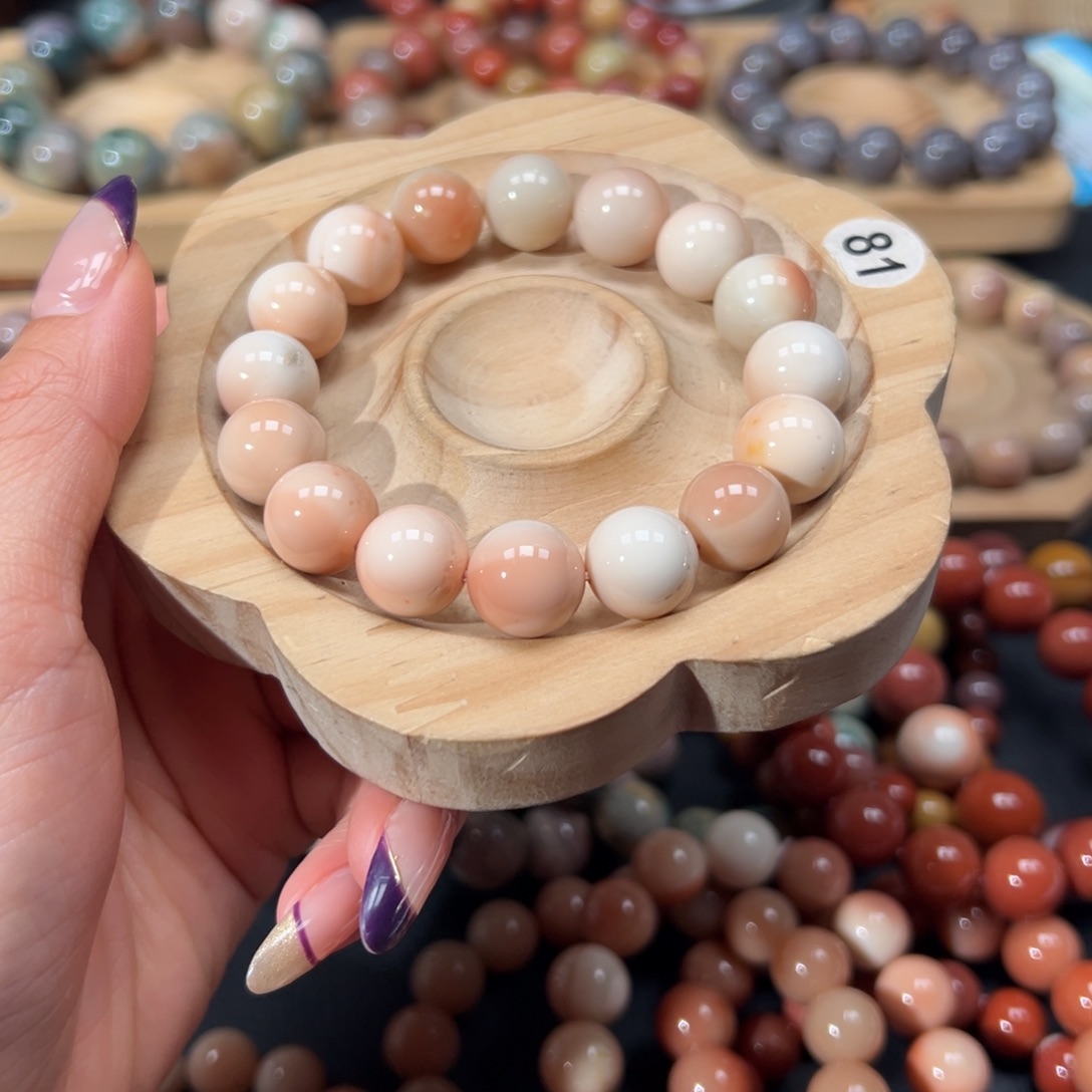 原***城石英质玉未镶嵌手链77