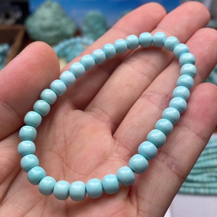 绿松石颈饰未镶嵌