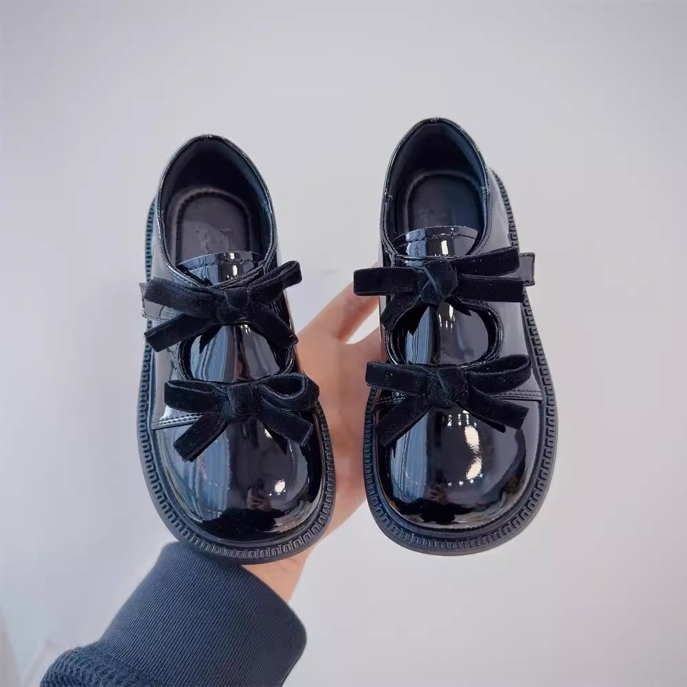 女童学院风蝴蝶结黑色小皮鞋2026新款春季儿童单鞋女孩洋气乐福鞋