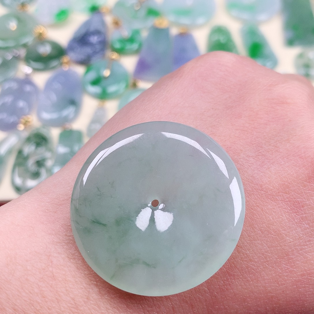 【闪购商品】翡翠吊坠(不含链)未镶嵌平安扣