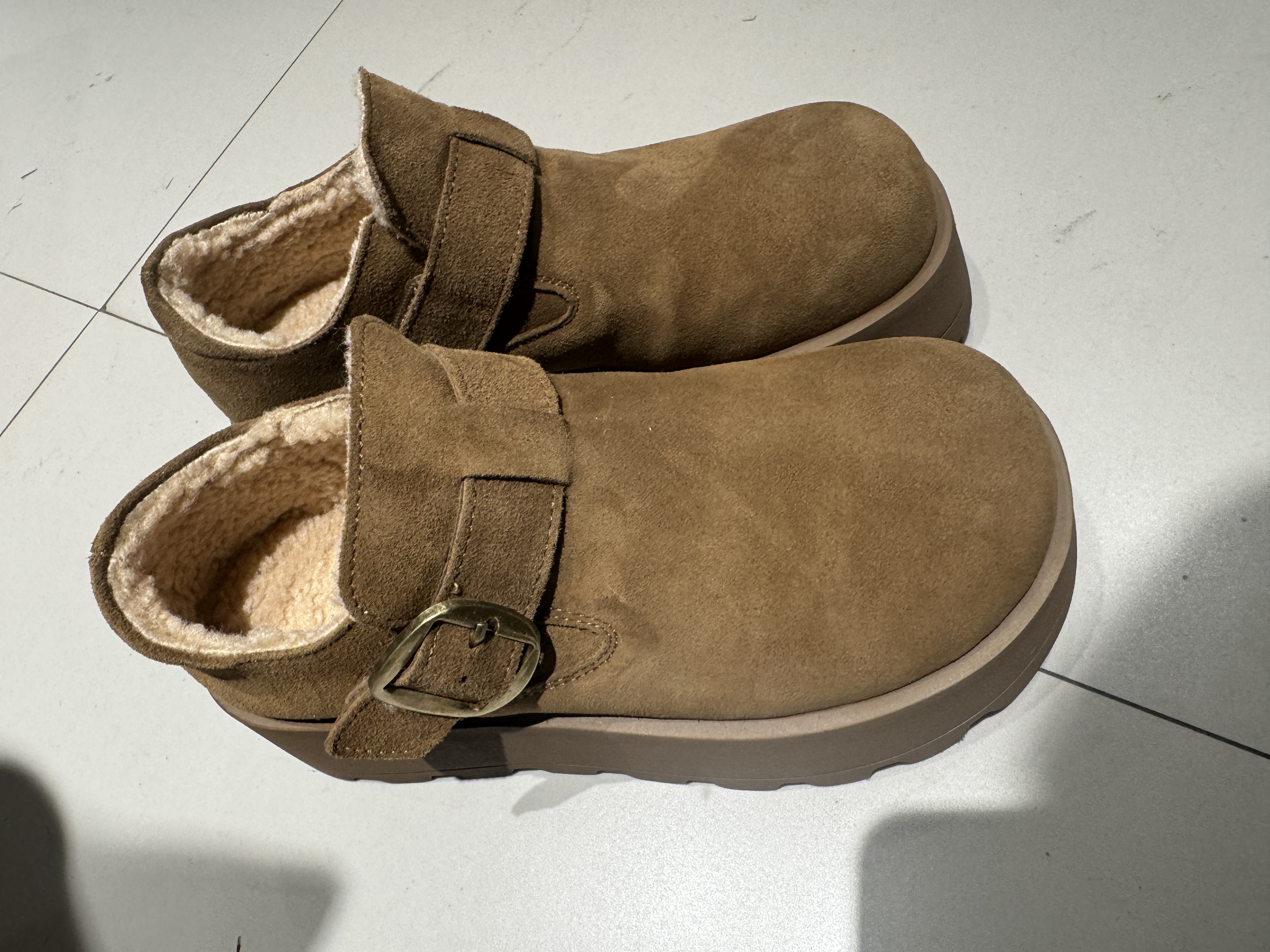 6-967棉鞋休闲风雪地靴纯色冬季勃肯鞋