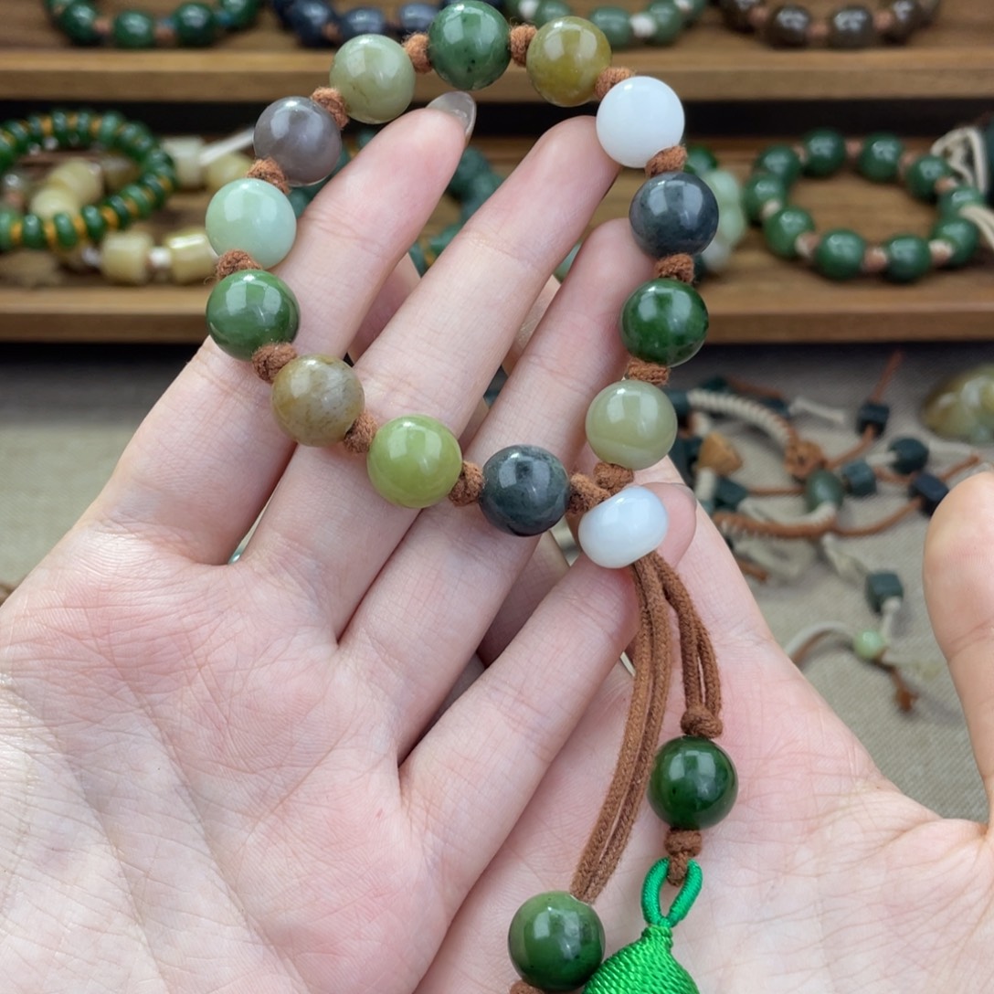 和田玉未镶嵌手链