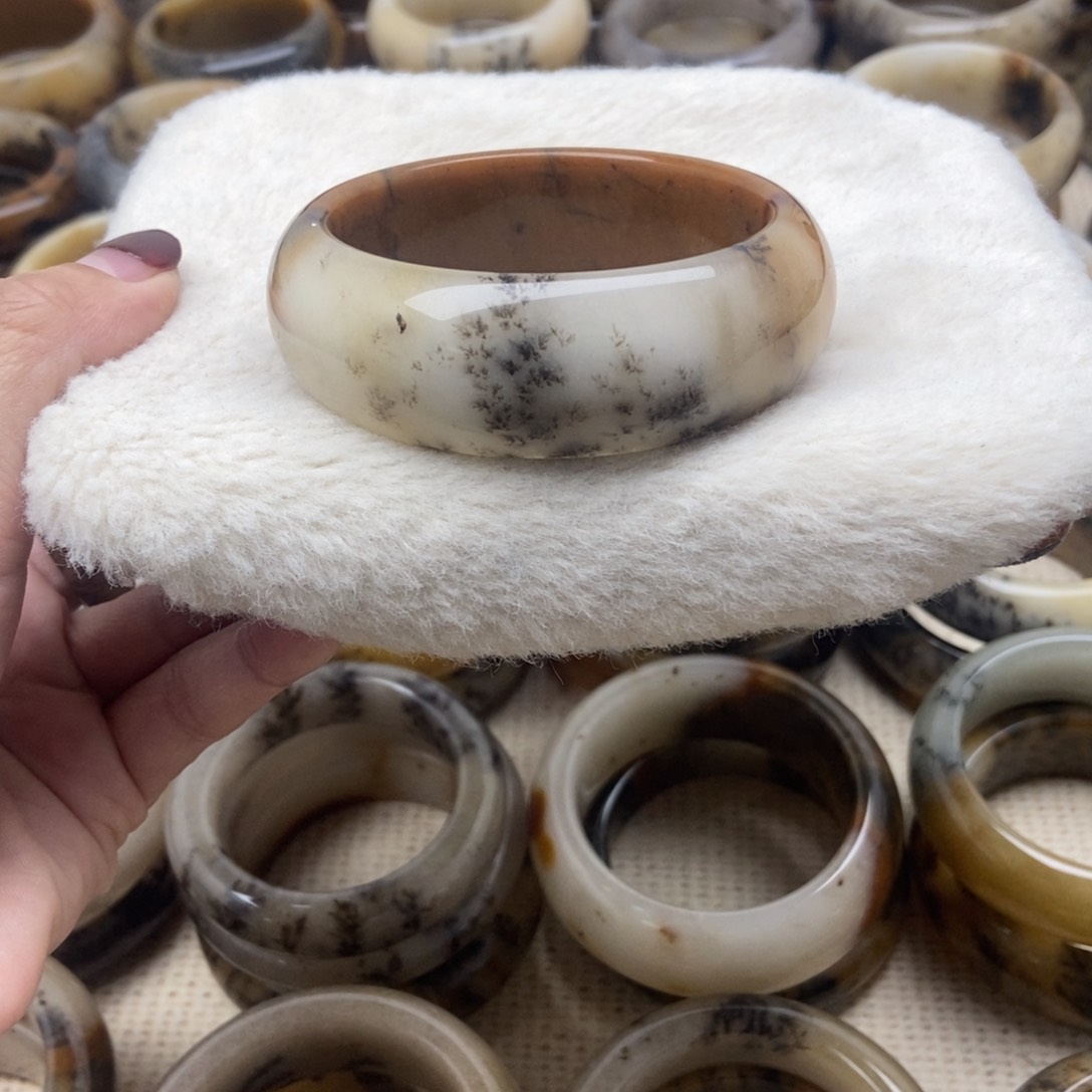 未镶嵌手镯石英质玉福利60口径368米