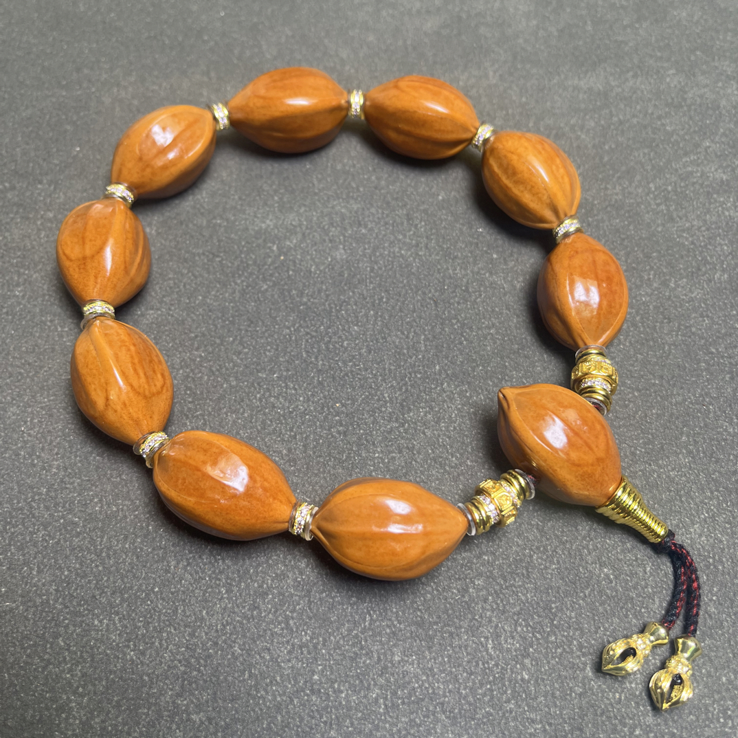 【与海】正四花水晶核 橄榄核手持