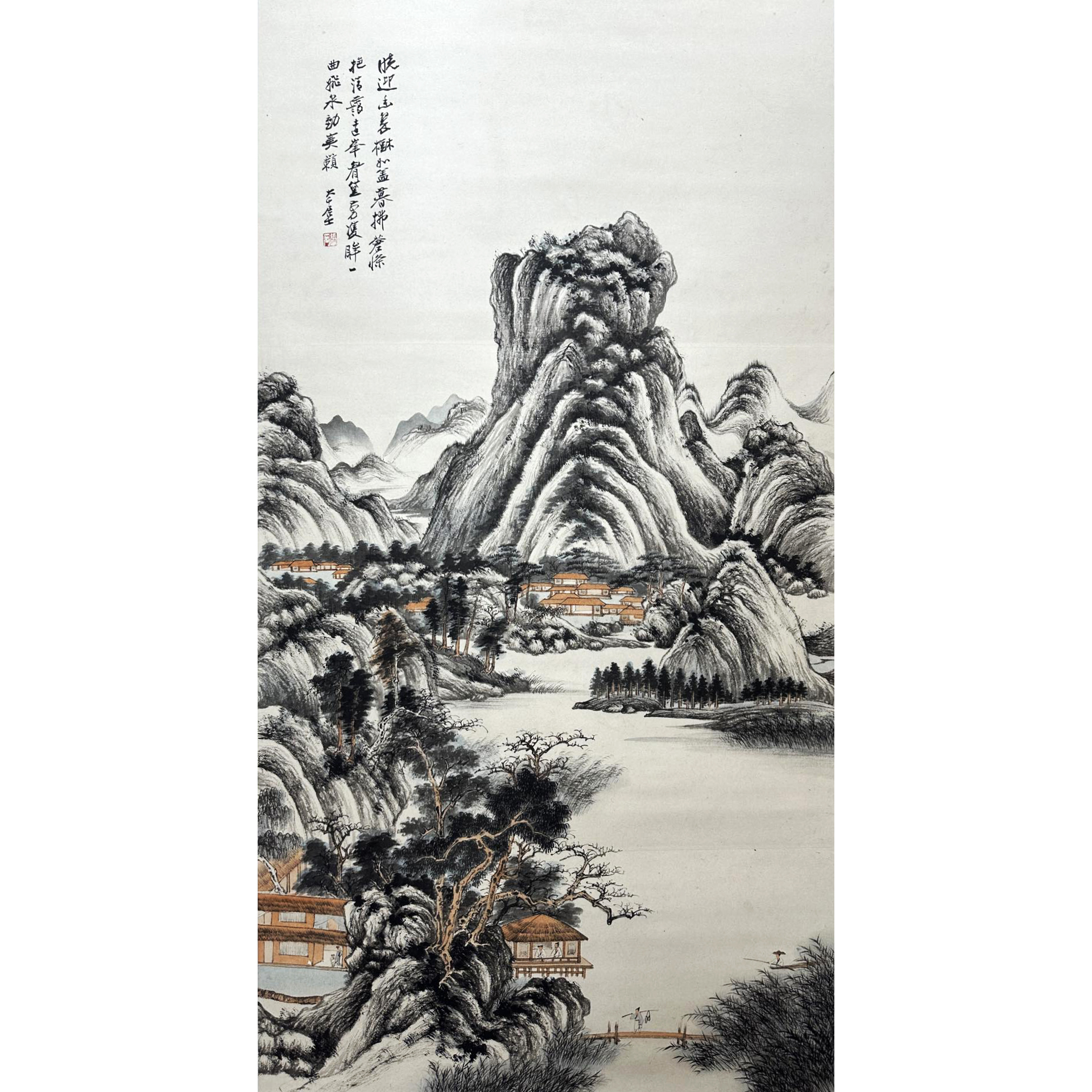 LOT23 【峰峦雅居】 立轴 126*63cm 约7.1平尺