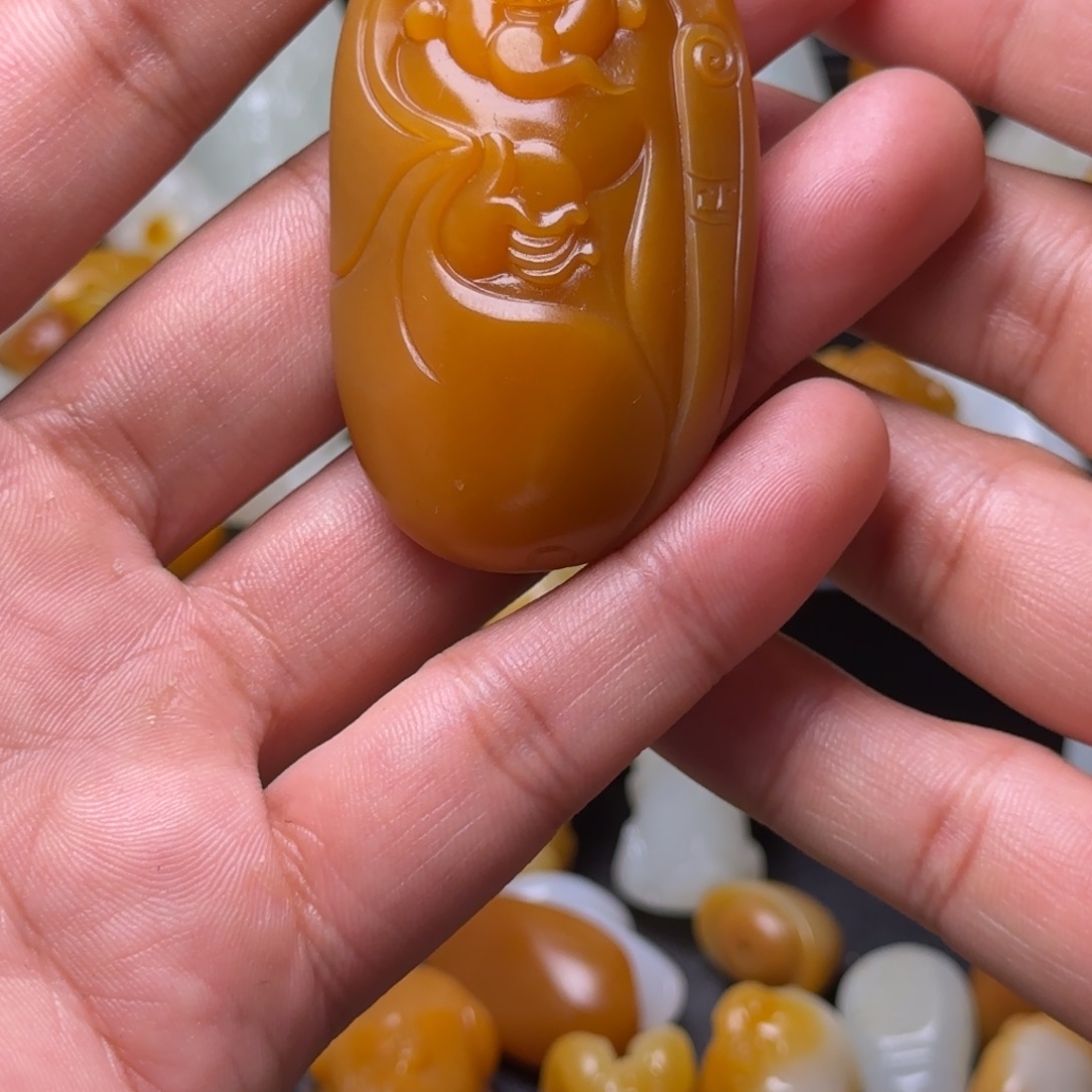 昆***枣和田玉未镶嵌吊坠(不含链)