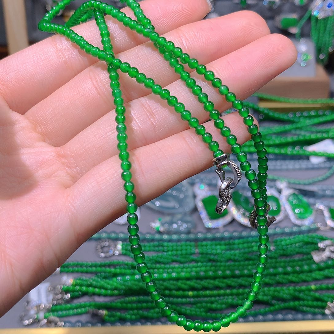 翡翠戒指未镶嵌天然翡翠