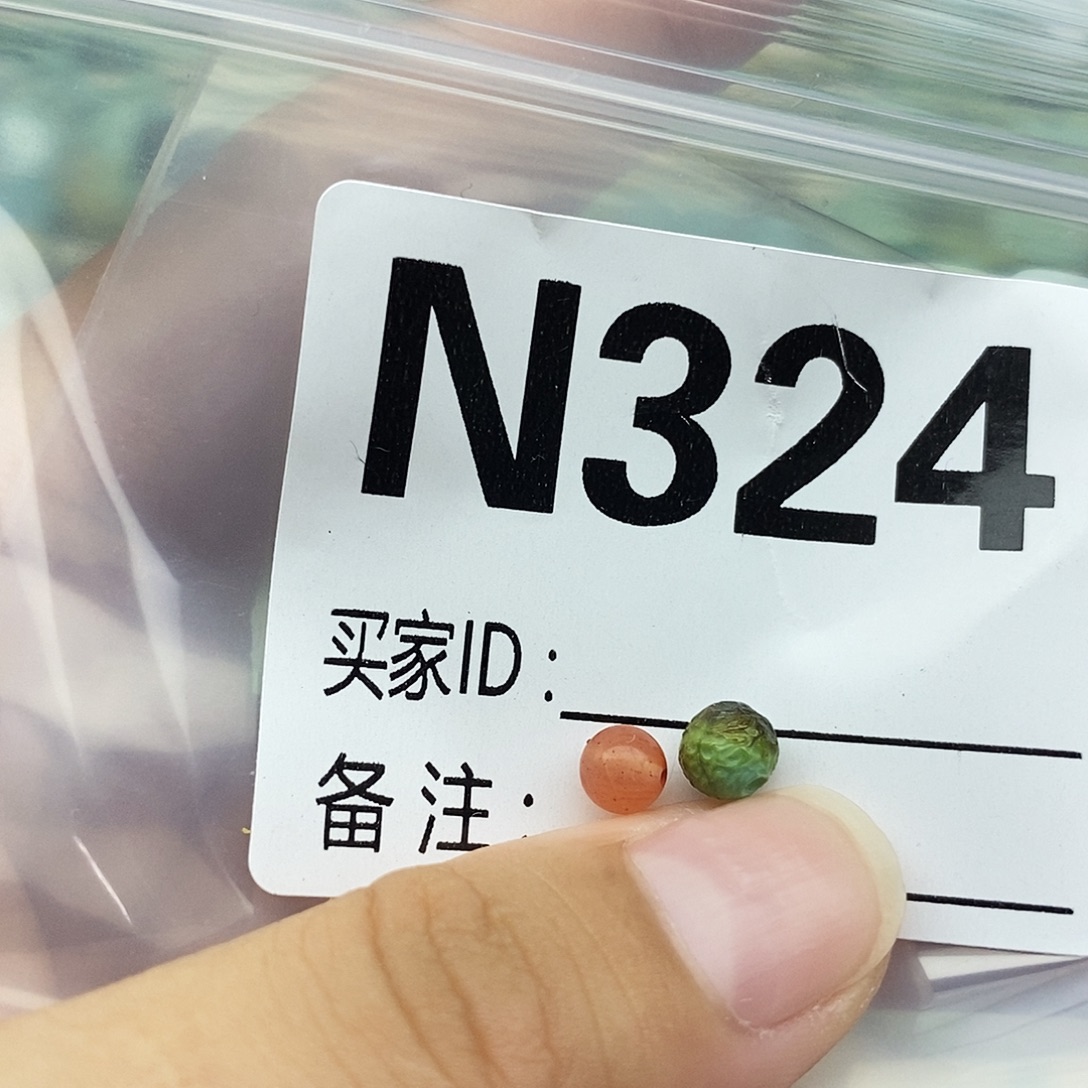 未镶嵌配饰南红玛瑙