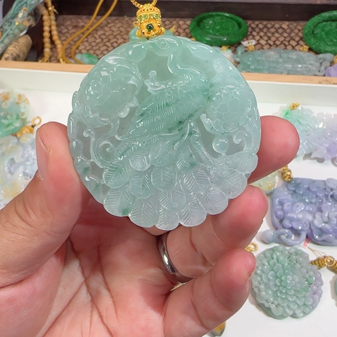 翡翠颈饰未镶嵌胖*仿古