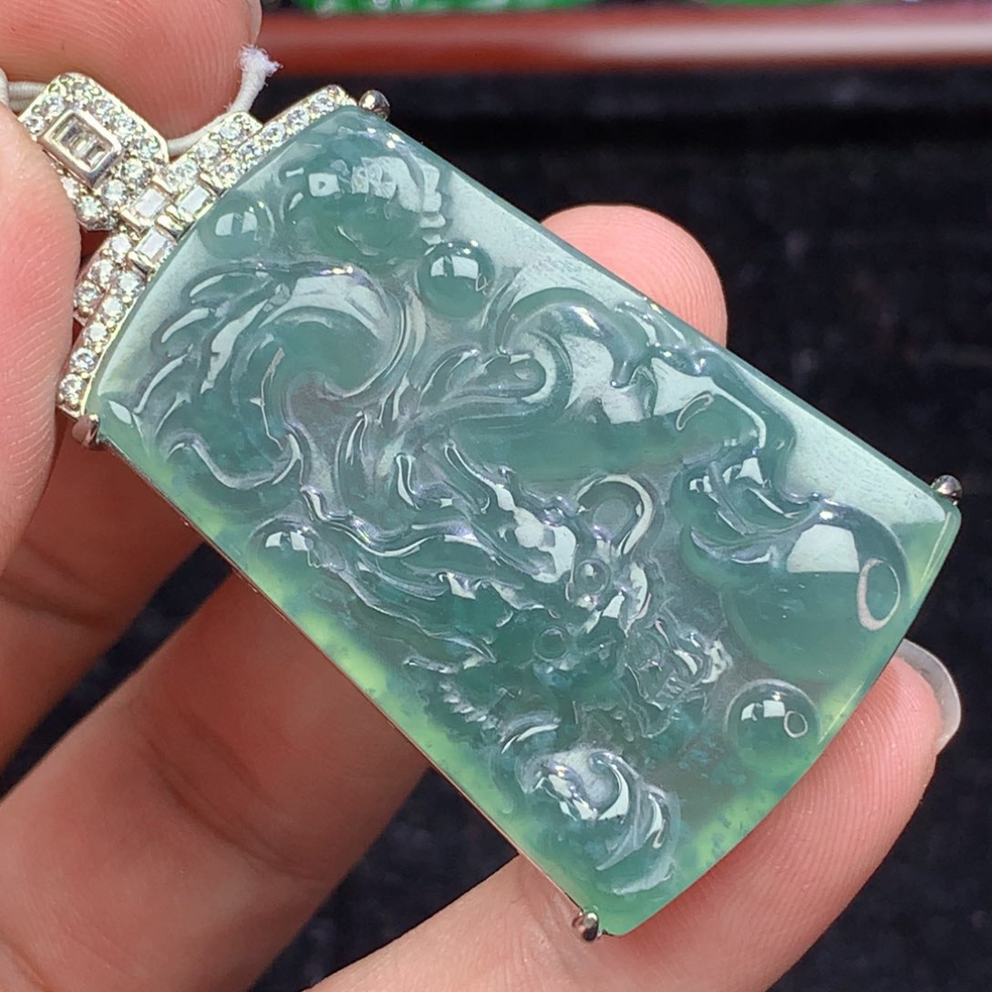 【闪购商品】翡翠未镶嵌颈饰翡翠