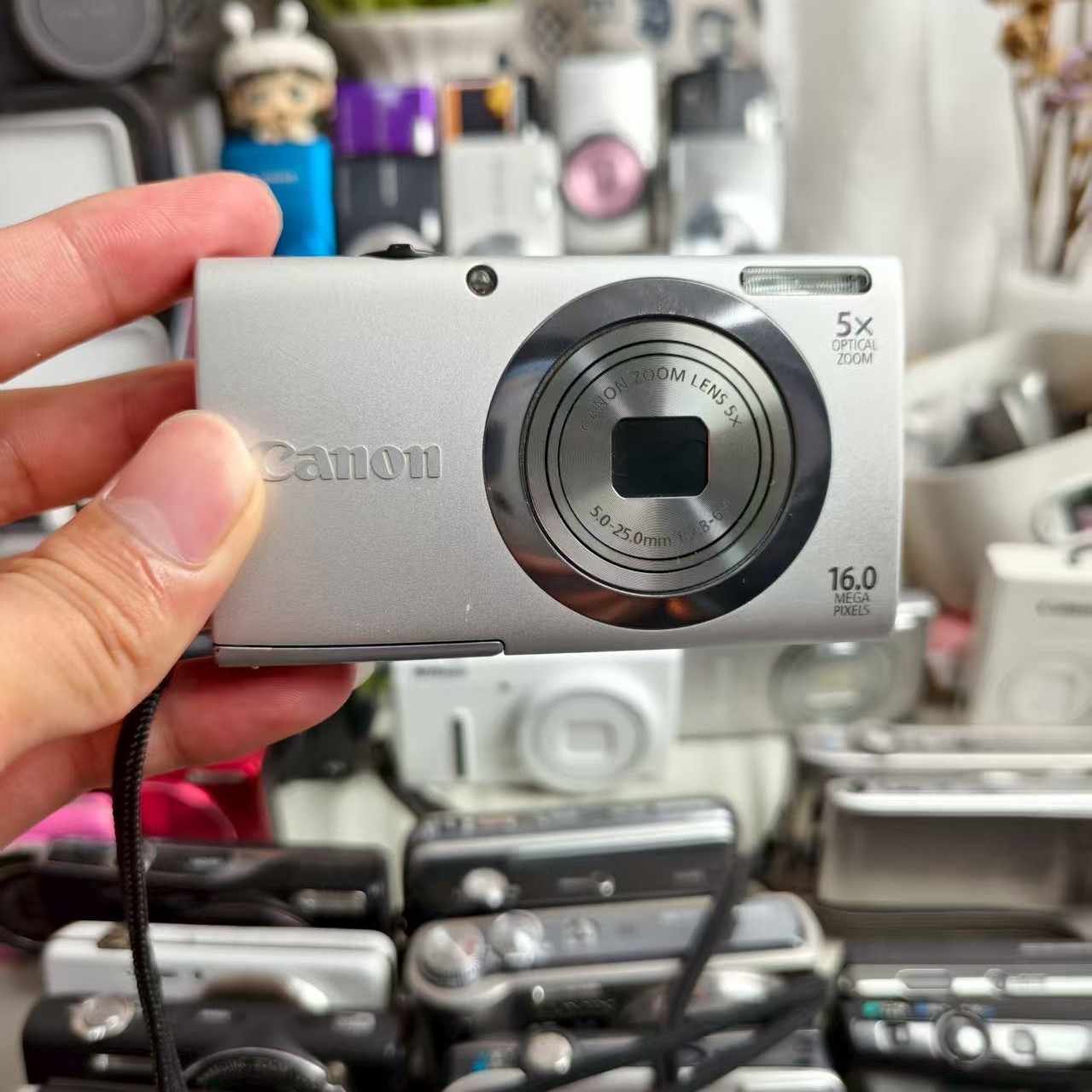 95新 Canon/佳能 佳能A2300银色 1600万像素 5倍变焦冷白摄影相机