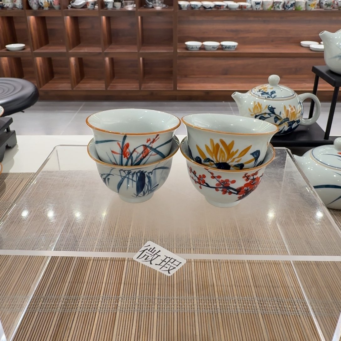 釉下手绘茶具微瑕