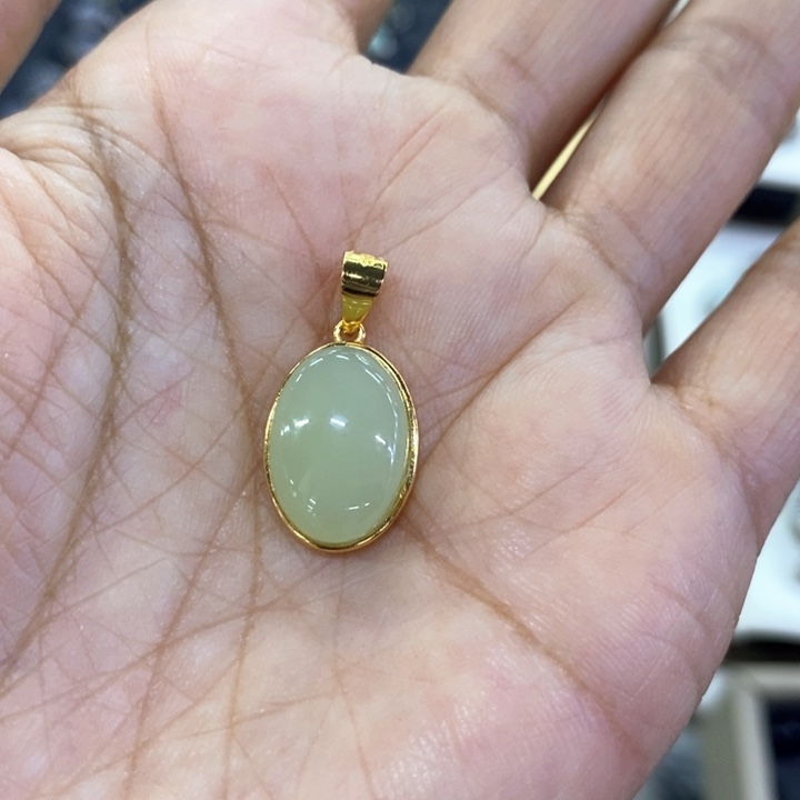 和田玉（糖玉）银S925镶嵌颈饰