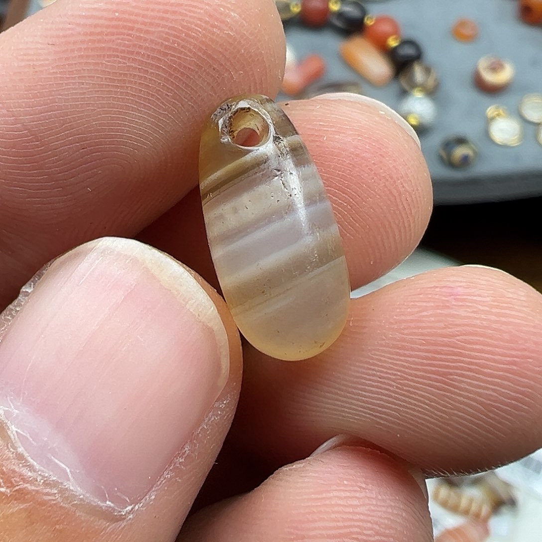 玛瑙/玉髓未镶嵌珠宝半成品x54   16.3×8