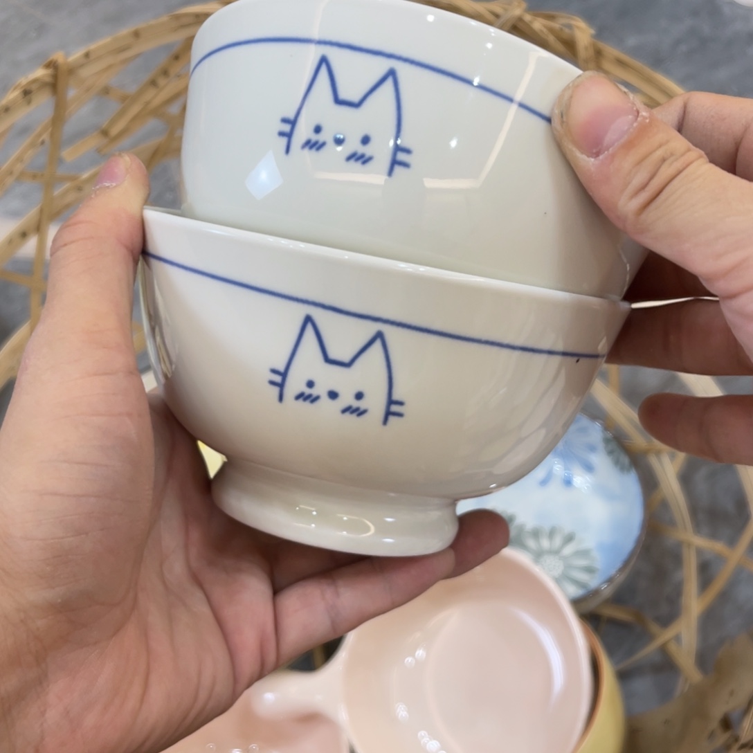 陶瓷微瑕餐具介意勿拍，满18飞！ 