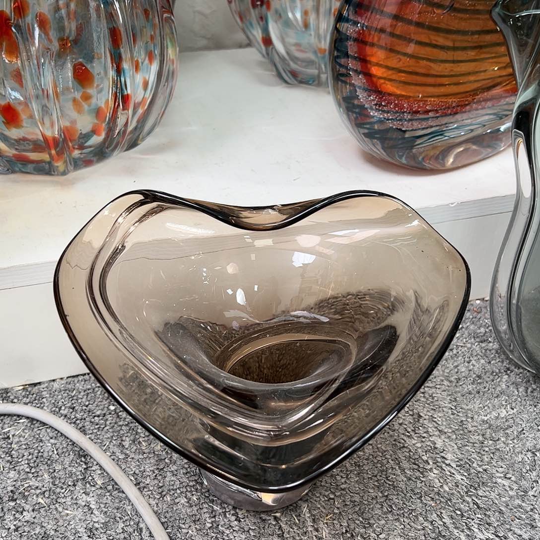 琉璃高17棕色琉璃花器