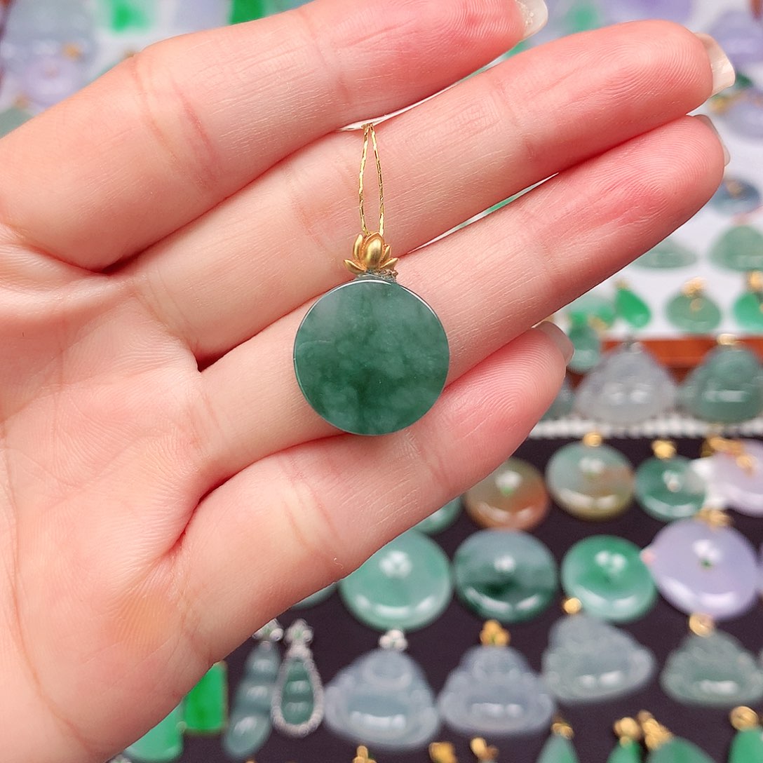 翡翠颈饰18K金镶嵌天然翡翠A货