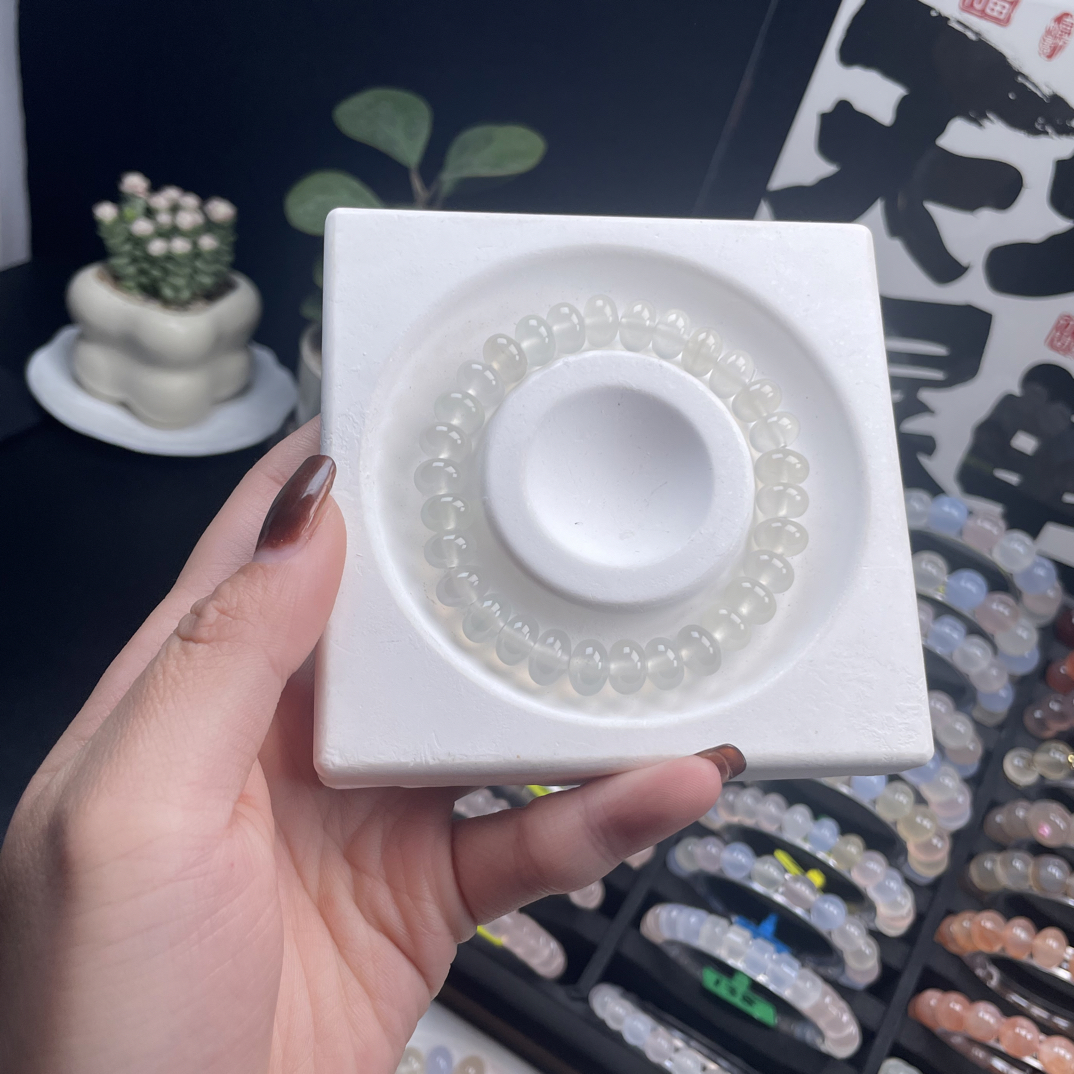 卡9绿冰飘算盘玛瑙手串