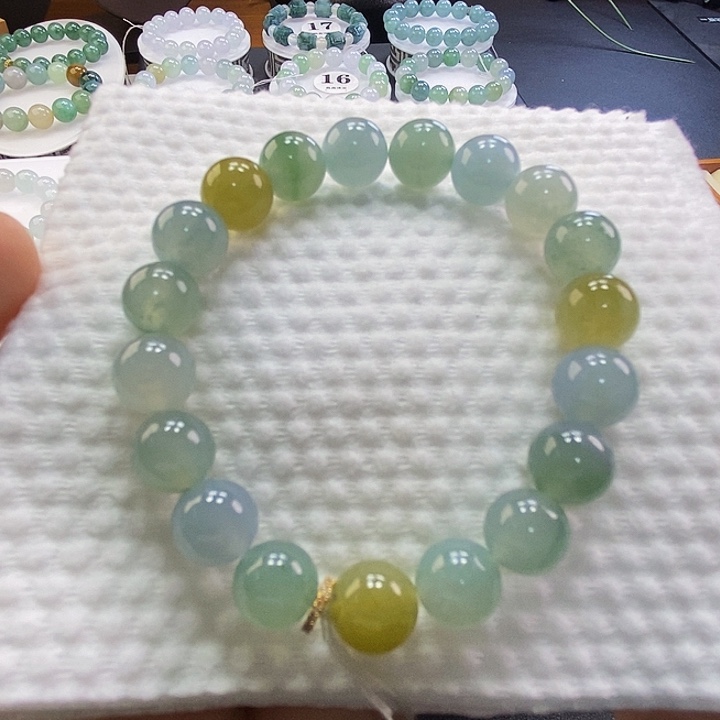 定制翡翠未镶嵌翡翠卡10