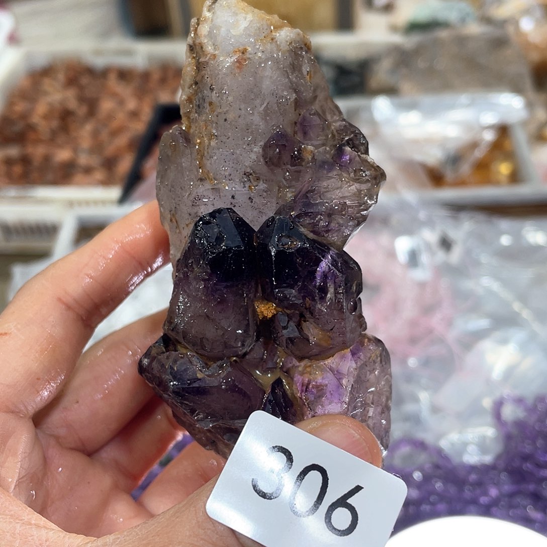 水晶摆件……未镶嵌