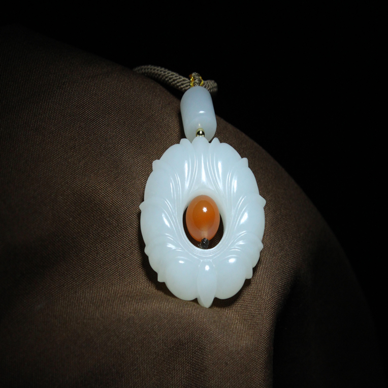 【九品莲花】天然和田玉白玉九转莲花吊坠 尺寸：34/9mm，重量18g