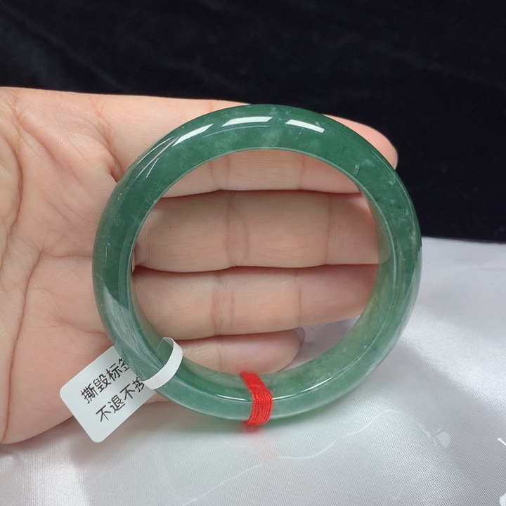 翡翠手镯未镶嵌正圈56.4