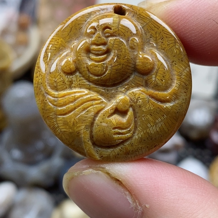 颈饰未镶嵌硅化珊瑚（珊瑚玉）小