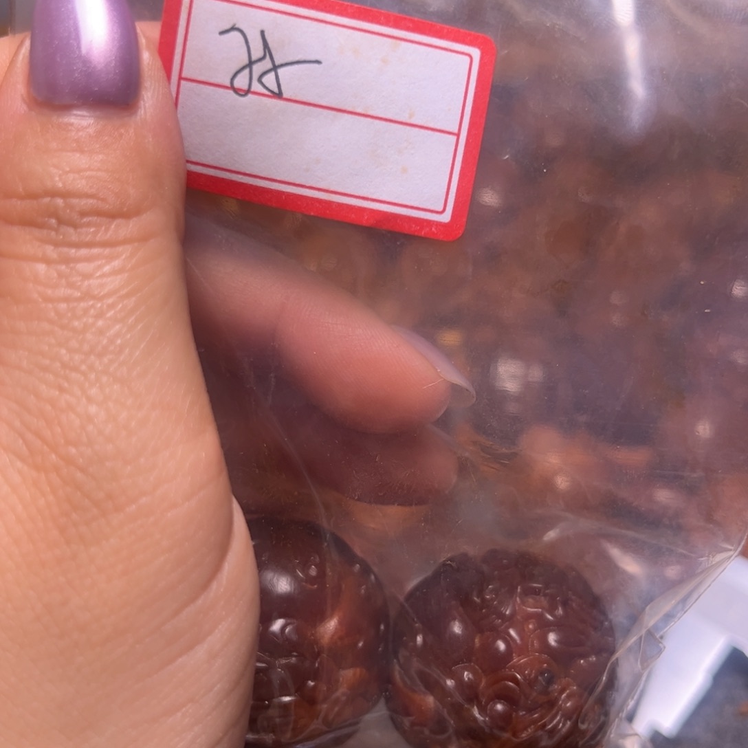 可***可吊坠橄榄核玉华貔貅