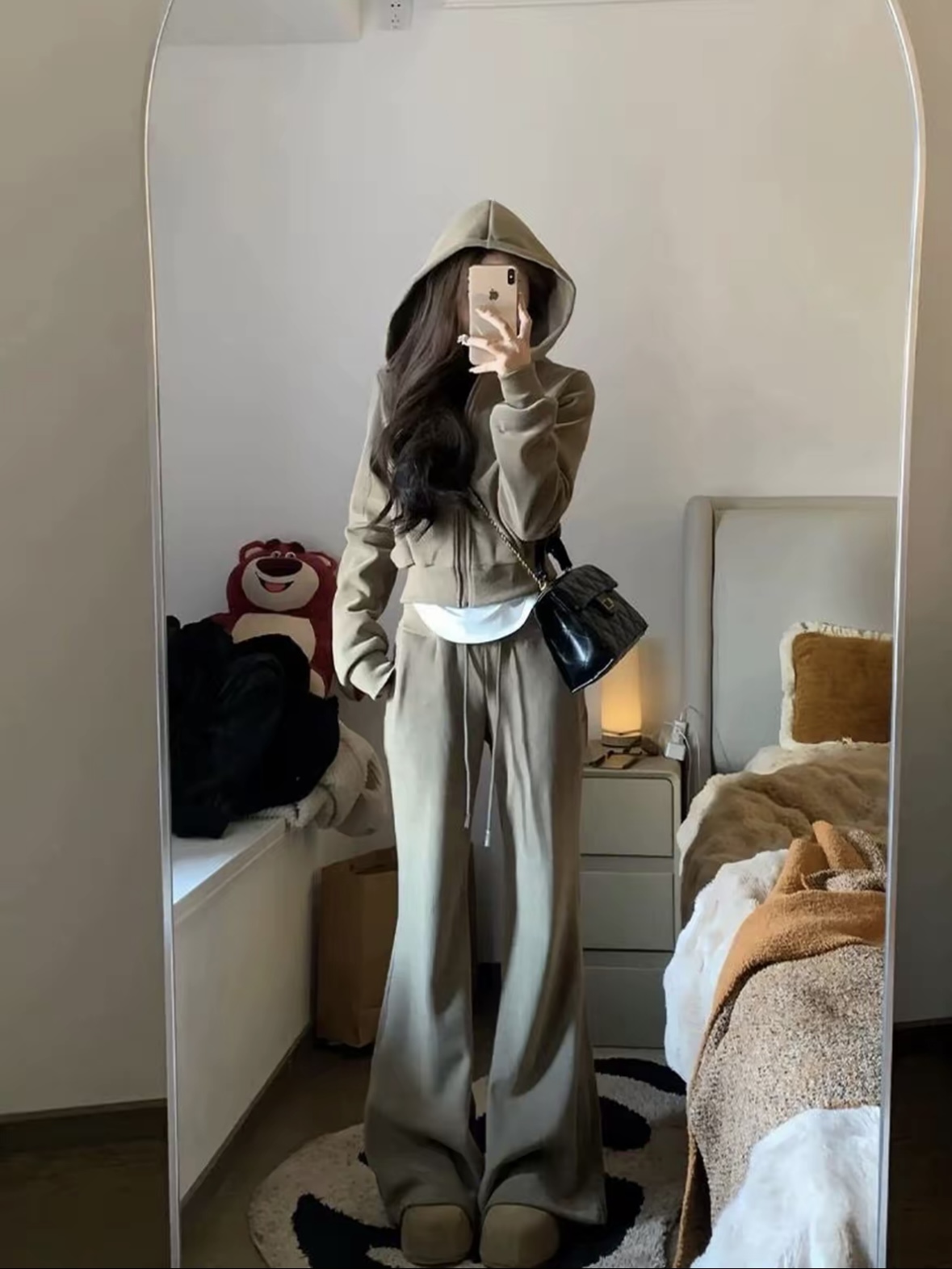 早秋时尚百搭网红洋气减龄秋季休闲宽松运动连帽套装AM8102