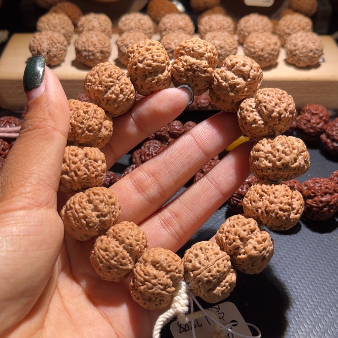 金刚菩提手串梦蝶梅花24