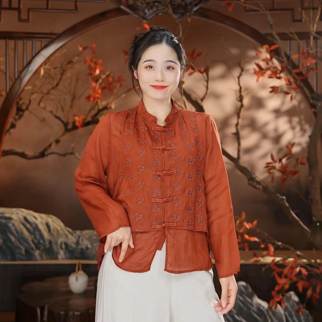 散天花春季新款假两件纯色绣花衬衫2119