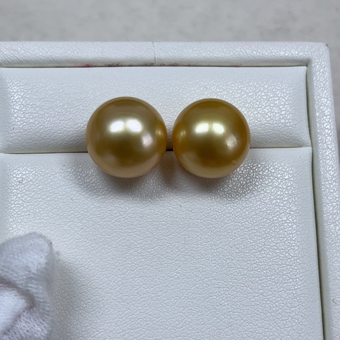 耳饰18K金镶嵌海水珍珠13-14mm