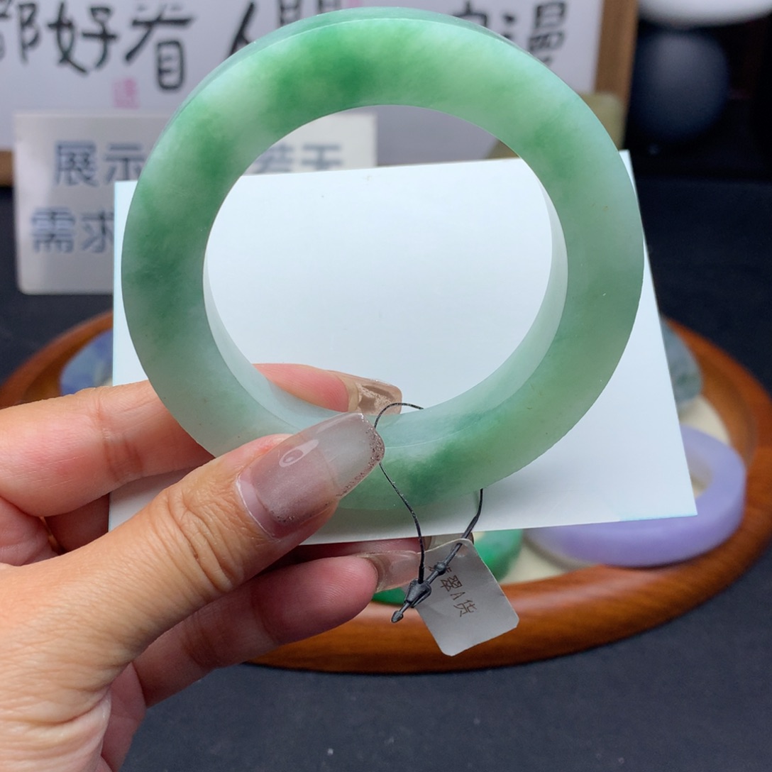 定制翡翠翡翠手镯未镶嵌
