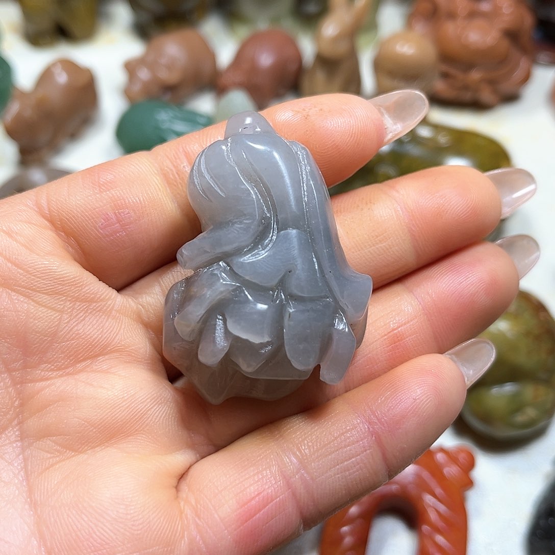 白玉菩提吊坠白玉菩提吊坠