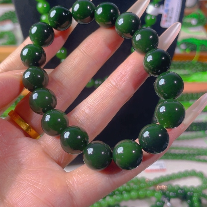 和田玉（碧玉）未镶嵌颈饰12