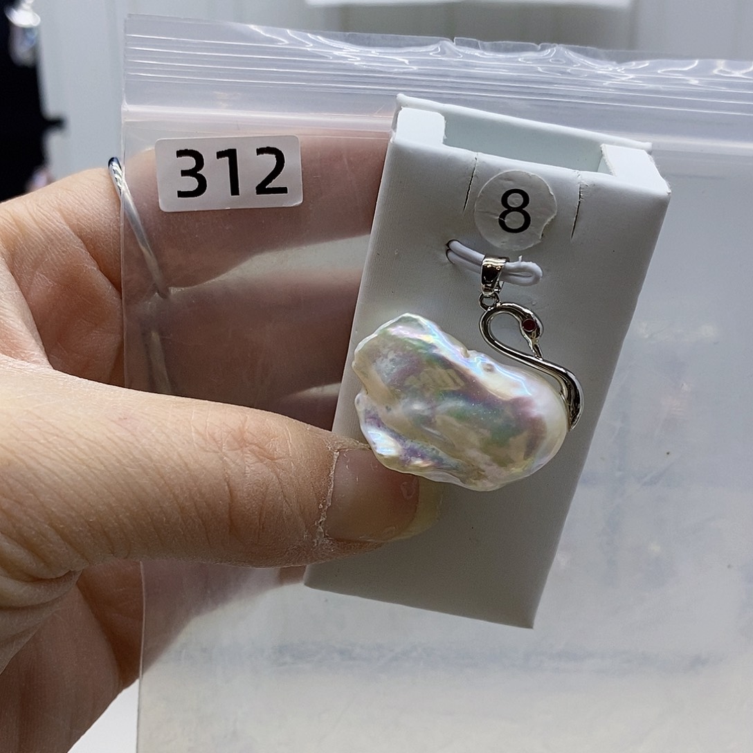 颈饰合金淡水珍珠