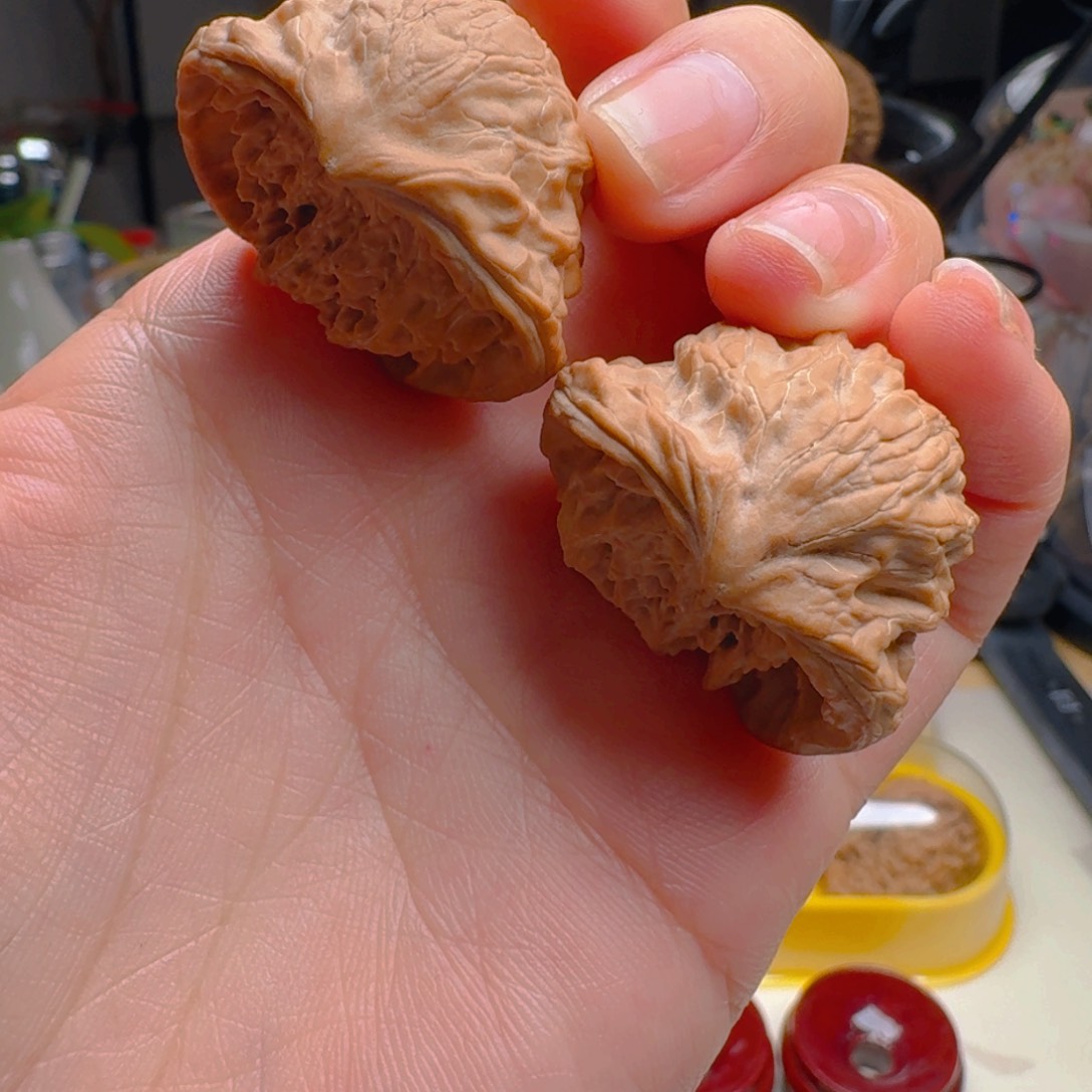 核桃把件35宫灯蛇头聚宝盆