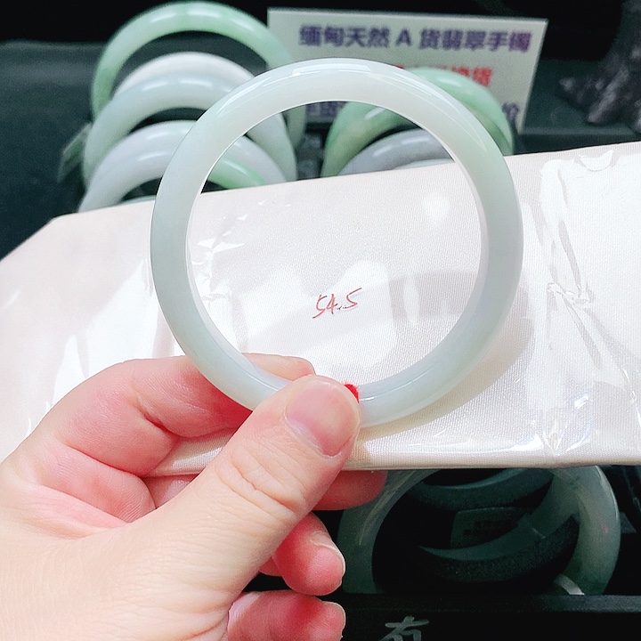 翡翠未镶嵌手镯0373