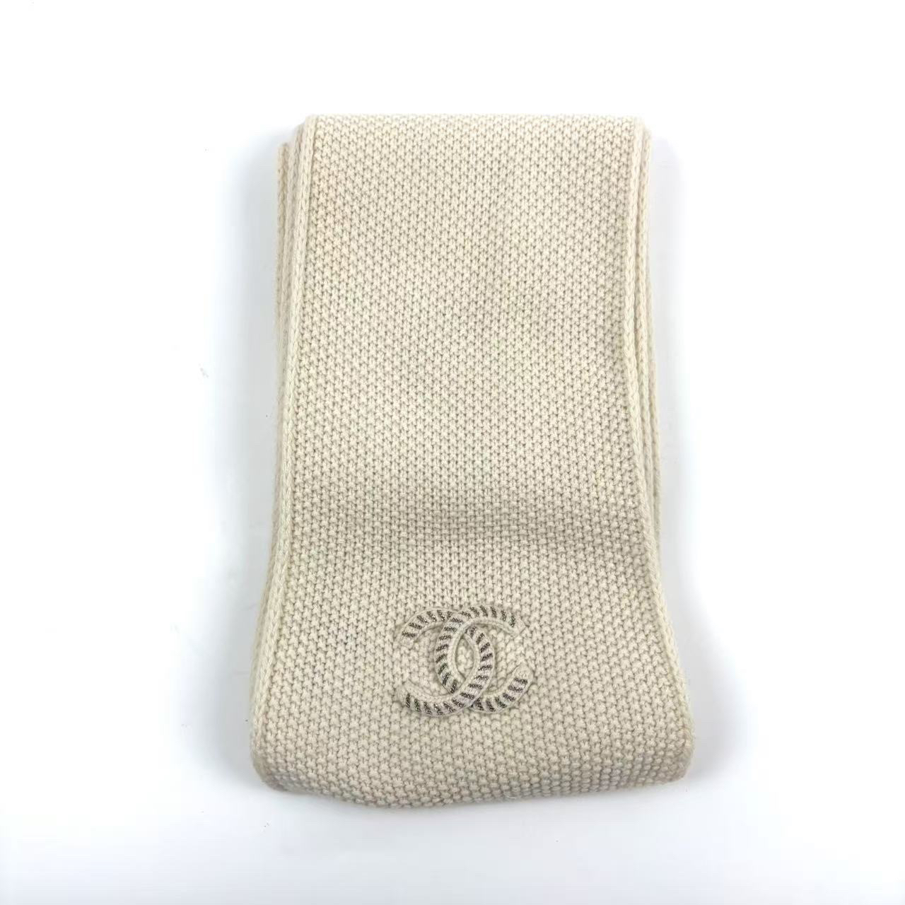 99新 Chanel/香奈儿  孤品香奈儿米白色针织logo围巾 99新 xz0379
