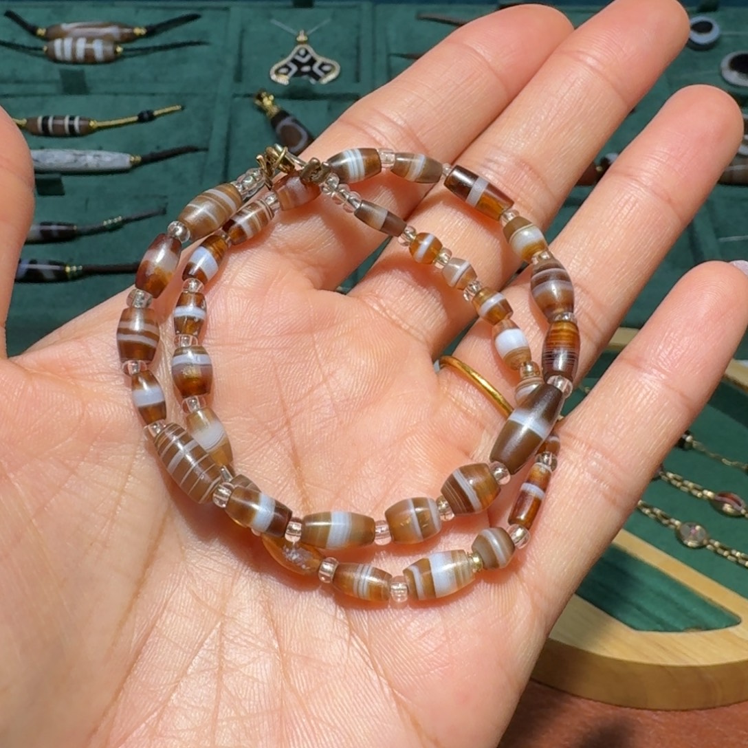 抖***抖琉璃颈饰周长36cm左右