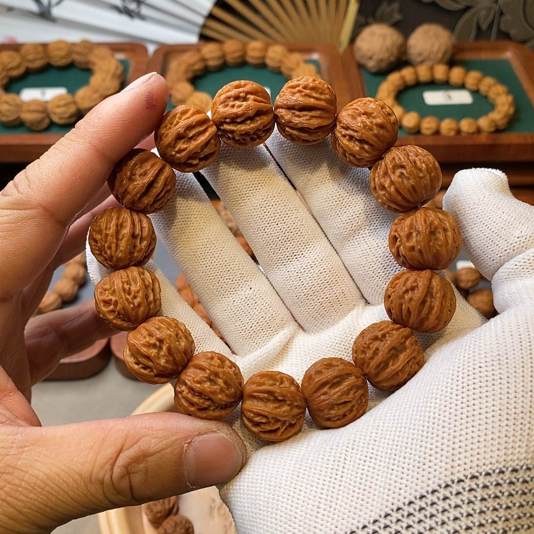 文玩核桃手串京八棱