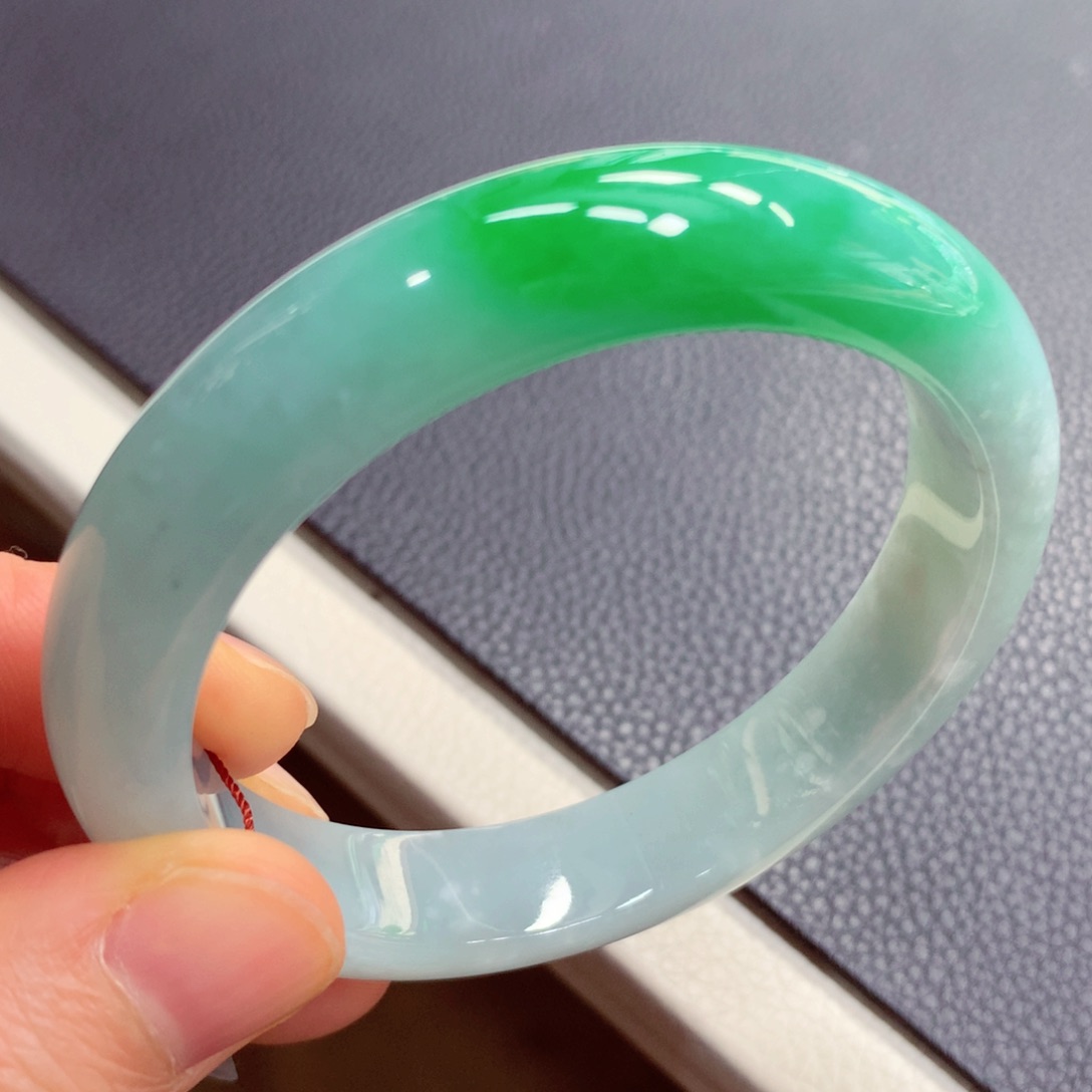 未镶嵌手镯翡翠翡翠