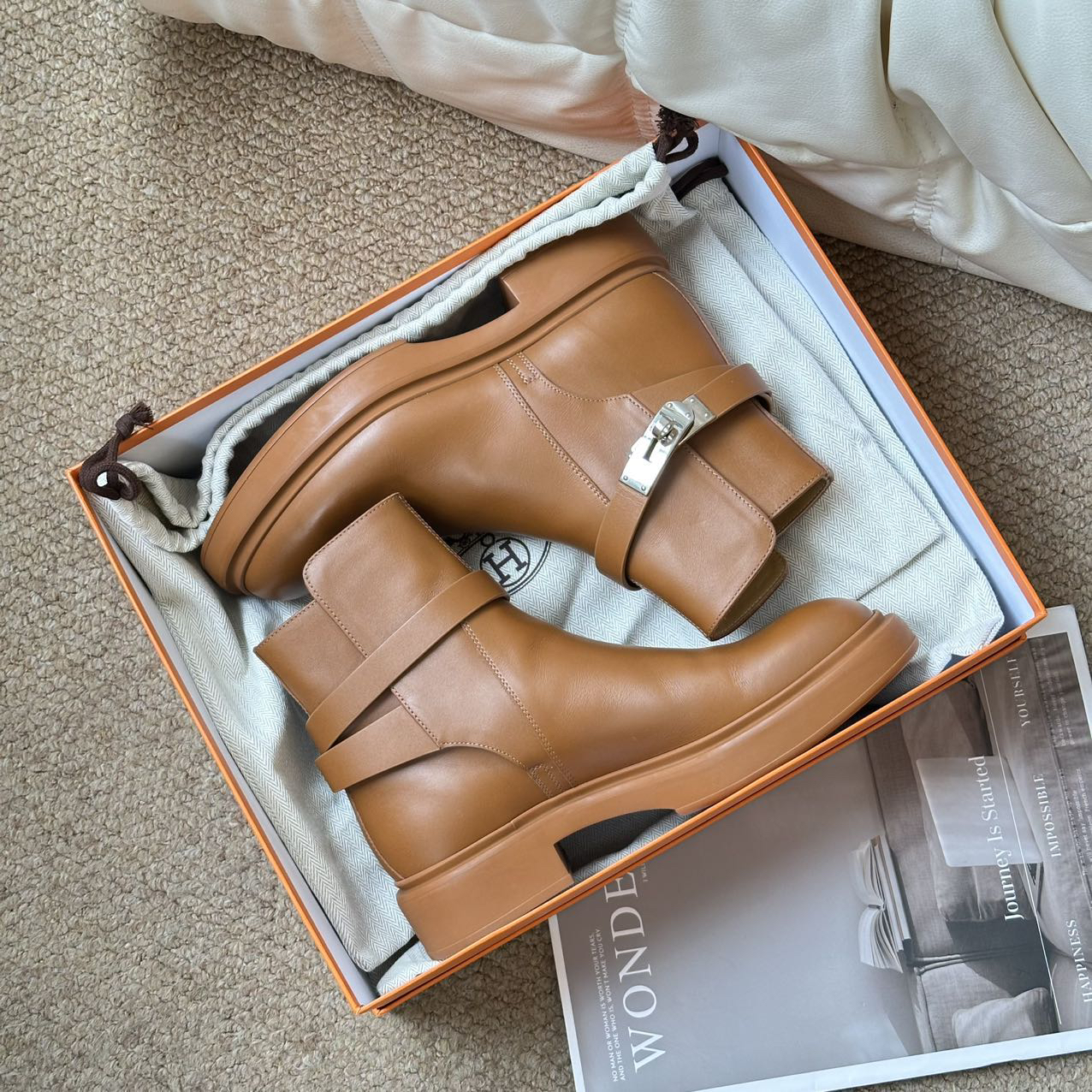 95新 Hermes/爱马仕 Hermes 金棕Kelly银扣 Veo短靴/639061754