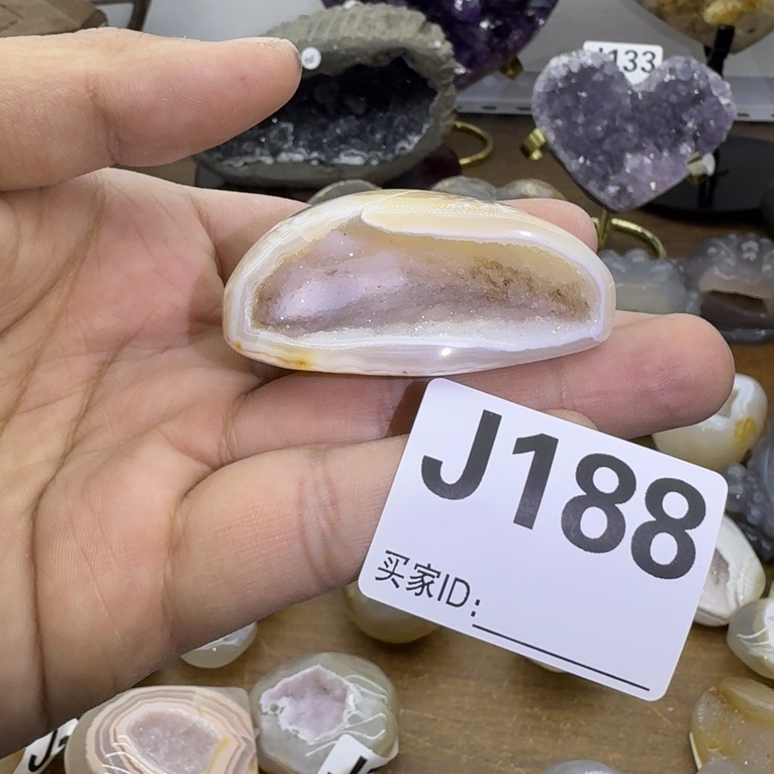 未镶嵌大型摆件（非配饰）水晶