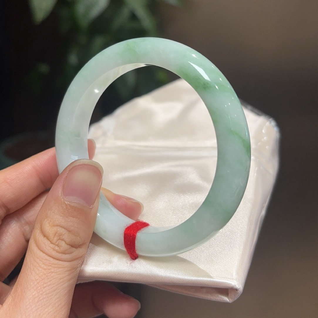 8888天然缅甸A货翡翠55-56正圈