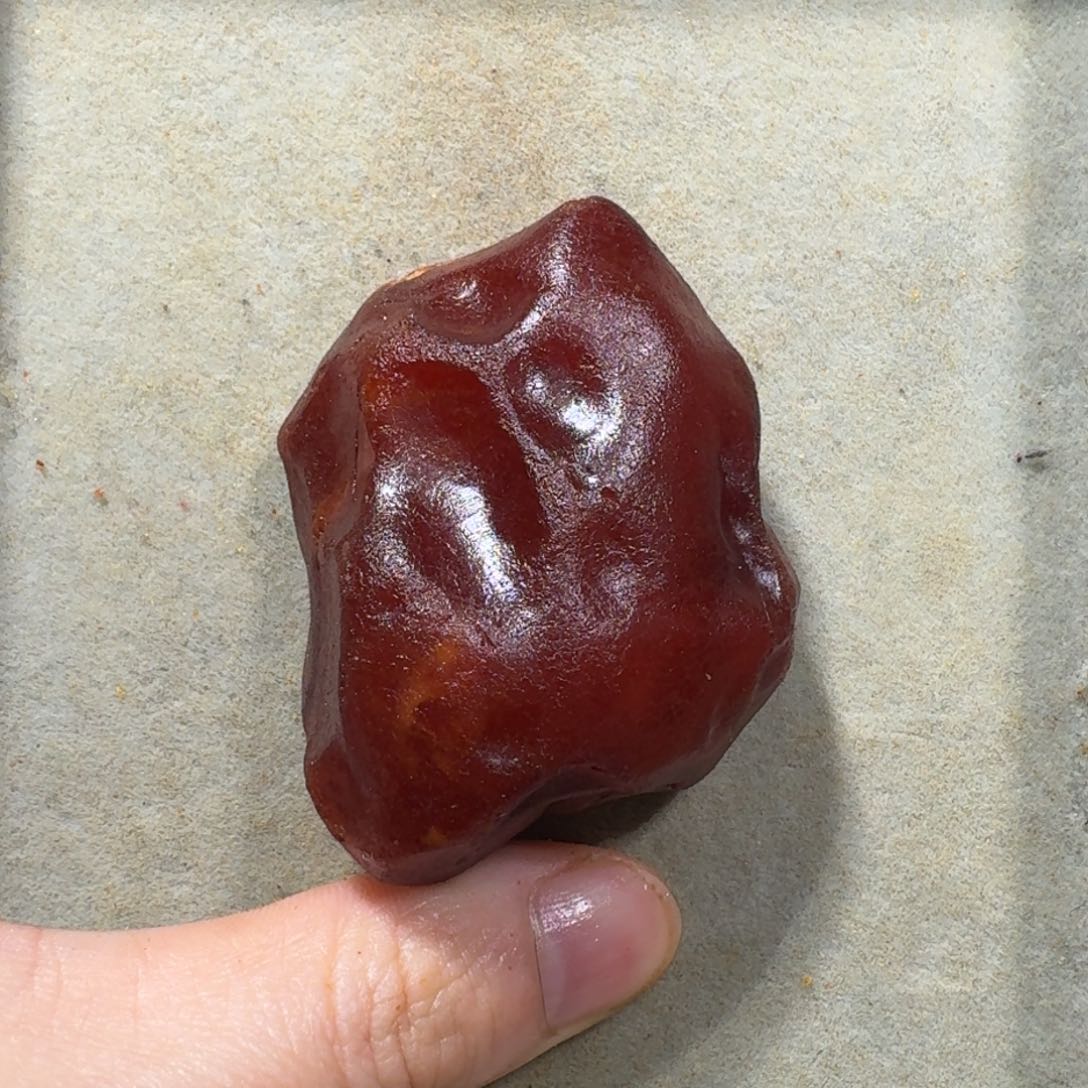 未镶嵌定制琥珀定制