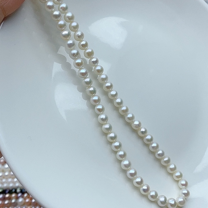 淡水珍珠颈饰未镶嵌